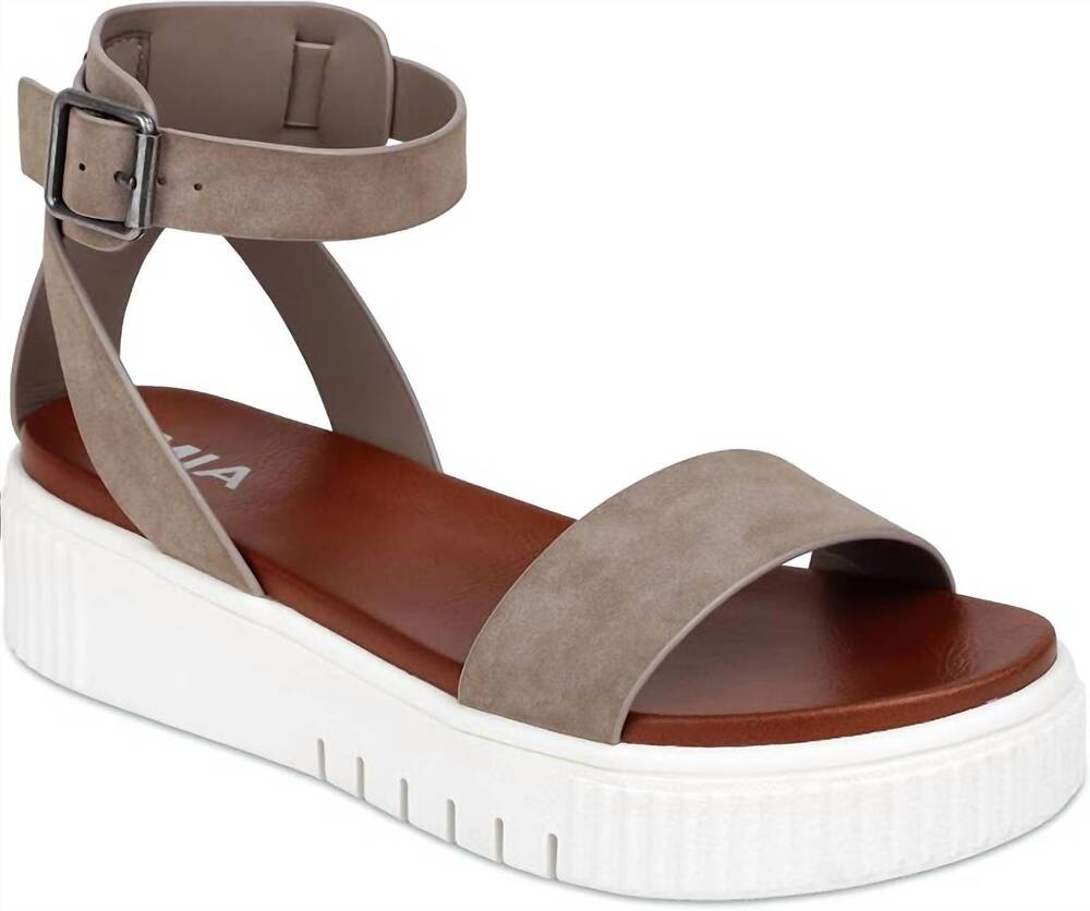 NEW MIA SHOES women's lunna platform sandals in stone